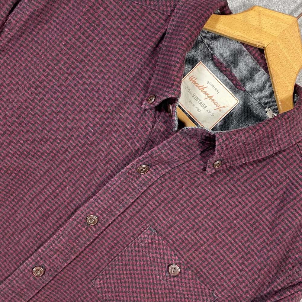 Weatherproof Vintage Men's Maroon Black Houndstooth Button Down Shirt